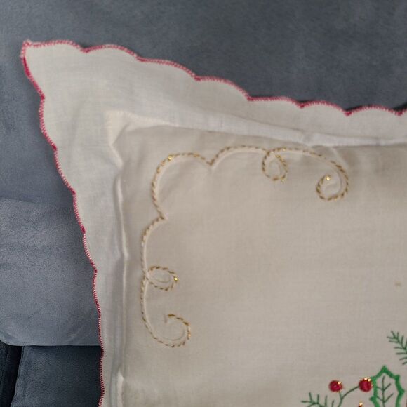 Christmas Poinsettia Embroidered Throw Pillow Gold Cord Scalloped Ruffle Vintage - Picture 2 of 16